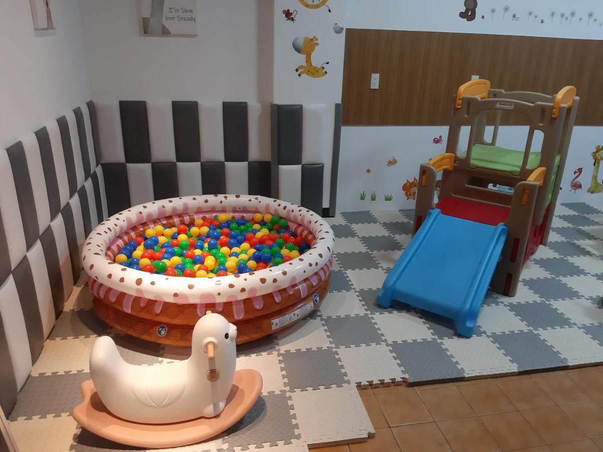 藏青民宿the Wind Guesthouse-Youth Inn Tchaj-nan Exteriér fotografie